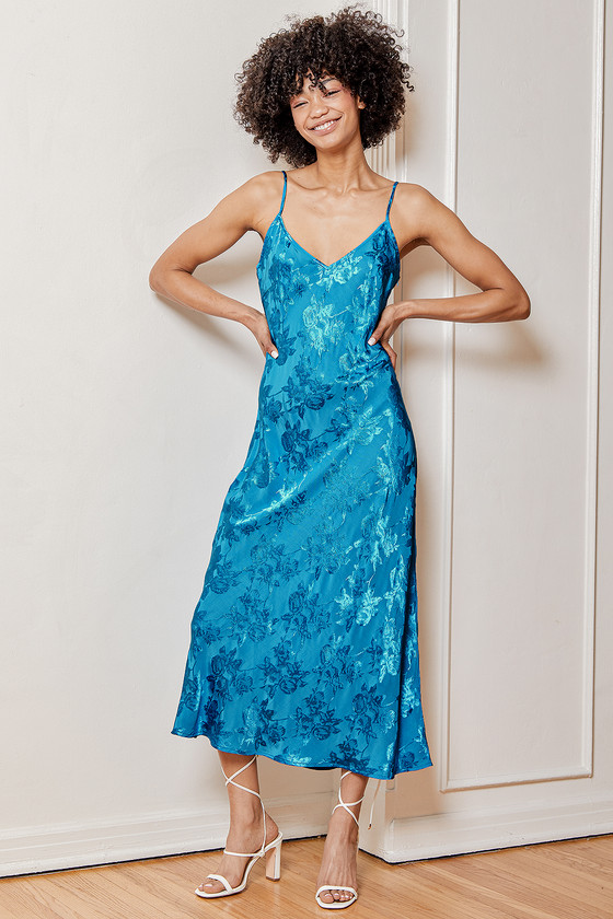 Chic Blue Midi Dress - Floral Jacquard ...